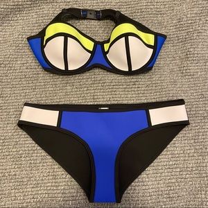 Strapless bathing suit set